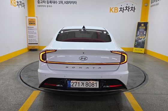 Hyundai Sonata 2.0 Premium Plus — пробег 69 046 км — фото 4 из 5