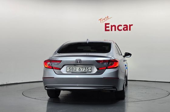 Honda Accord 2.0 Hybrid EX-L — пробег 68 208 км — фото 4 из 5