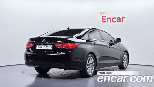 Hyundai Sonata CVVL Attration — пробег 175 510 км — фото 2 из 5