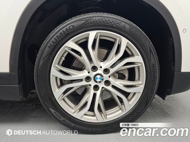 BMW X1 xDrive 18d Premium — пробег 121 359 км — фото 5 из 5