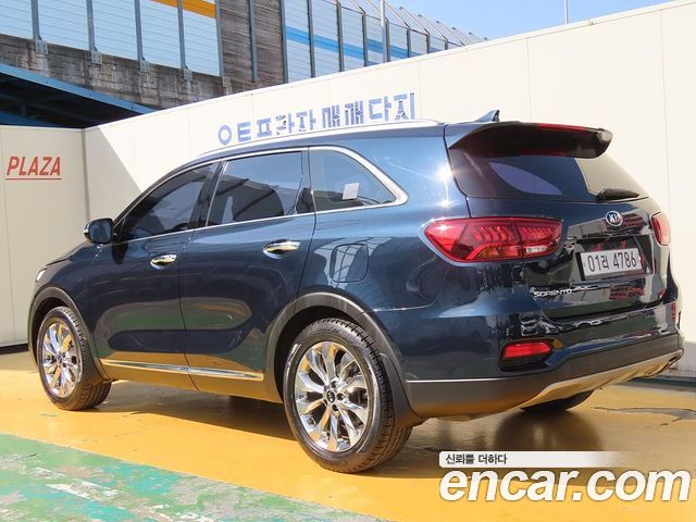 Kia Sorento Diesel 2.0 2WD Prestige — пробег 177 442 км — фото 4 из 5