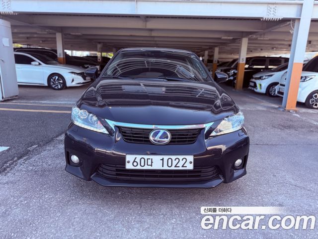 Lexus CT200h 1.8 Compact Luxury ZWA10 — пробег 280 404 км — фото 1 из 5