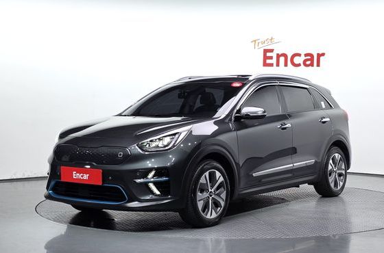 Kia Niro Noblesse — пробег 86 941 км — фото 1 из 5