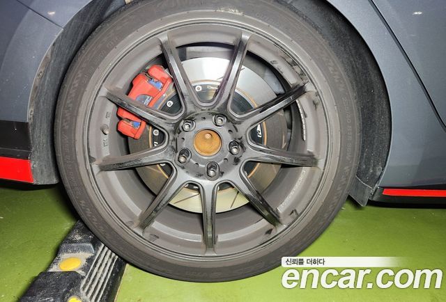 Hyundai AVANTE 2.0 N — пробег 42 000 км — фото 2 из 5