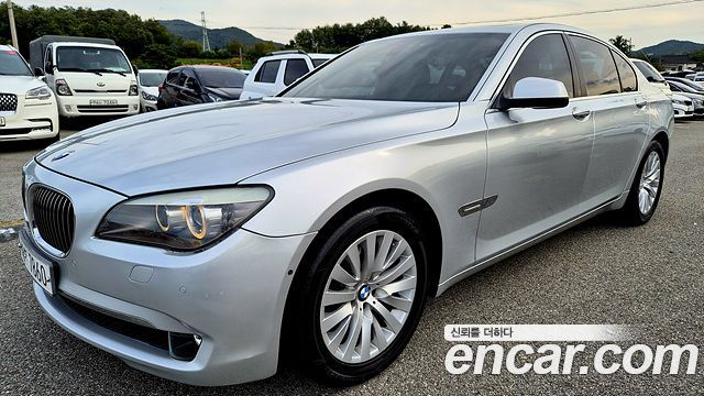 BMW 7-Series 740i — пробег 94 518 км — фото 1 из 5