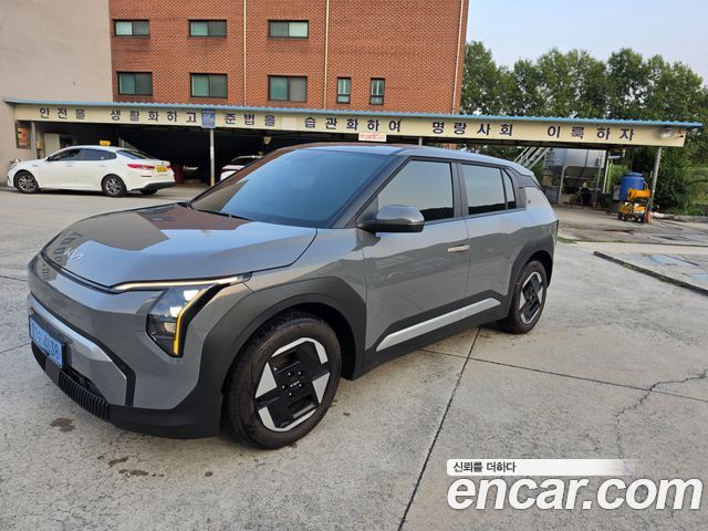 Kia EV3 из Кореи Encar