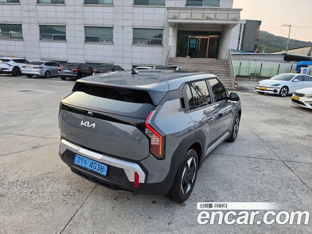 Kia EV3 из Кореи Encar