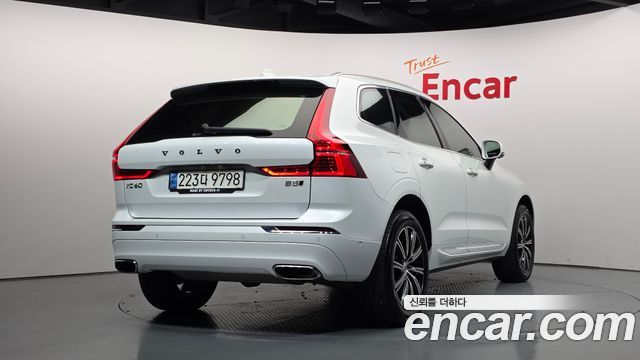 Volvo XC60 B5 Inscription — пробег 77 936 км — фото 2 из 5