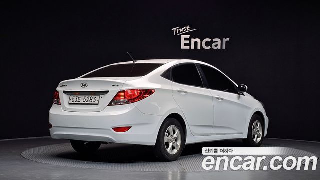 Hyundai Accent 1.4 VVT Premier — пробег 131 796 км — фото 2 из 5