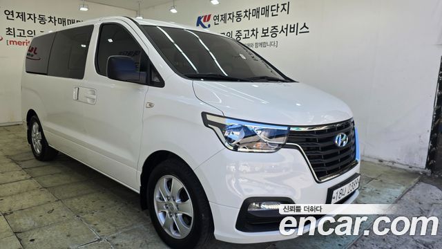 Hyundai Starex Urban 9-Seater Premium — пробег 75 001 км — фото 3 из 5