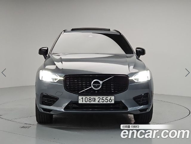 Volvo XC60 T8 R-Design — пробег 190 370 км — фото 2 из 5