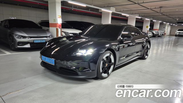 Porsche Taycan Base 4 — пробег 16 700 км — фото 1 из 5