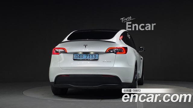 Tesla Model Y Long Range AWD — пробег 57 208 км — фото 4 из 5