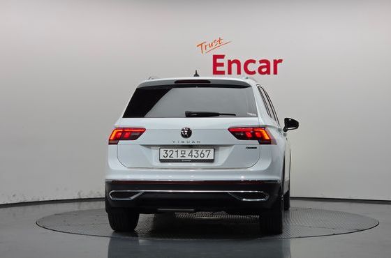 Volkswagen Tiguan 2.0 TDI 4-Motion Premium — пробег 122 205 км — фото 4 из 5