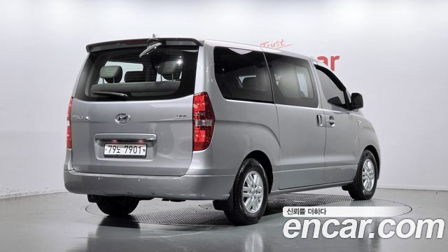 Hyundai Starex 11-Seater Wagon Modern — пробег 135 467 км — фото 2 из 5