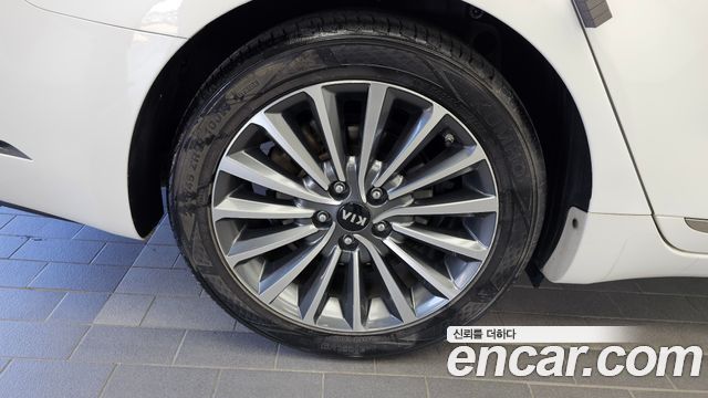 Kia K7 из Кореи Encar