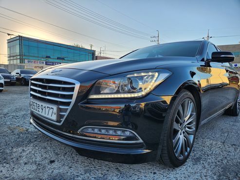 Hyundai Genesis G380 Exclusive AWD — пробег 211 920 км — фото 2 из 5