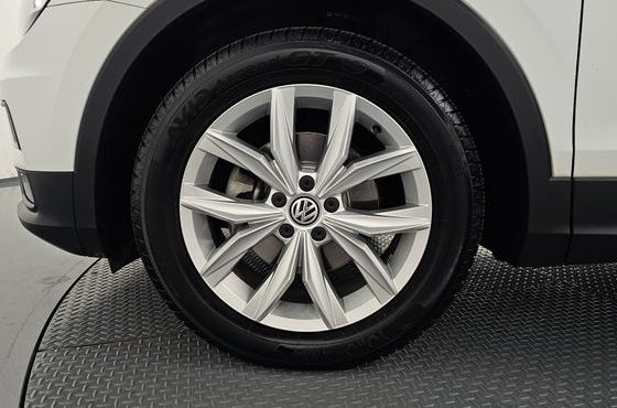 Volkswagen Tiguan 2.0 TDI Premium — пробег 101 123 км — фото 5 из 5