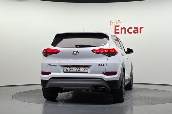 Hyundai Tucson Diesel 2.0 2WD Smart — пробег 131 720 км — фото 4 из 5