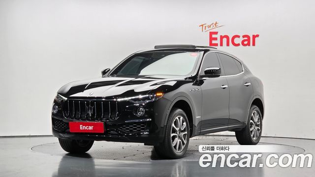 Maserati Levante 3.0 AWD GranLusso — пробег 56 156 км — фото 1 из 5