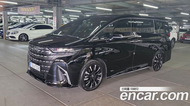 Toyota Alphard 2.5 HEV Executive AWD — пробег 32 000 км — фото 1 из 5