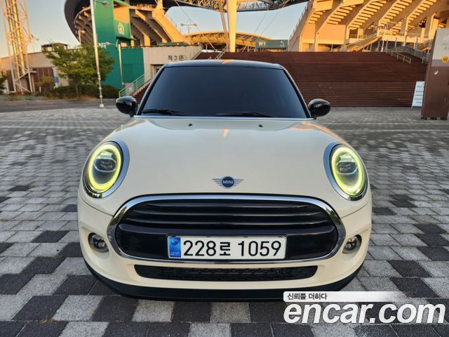 Mini Cooper Standard Third Generation — пробег 67 926 км — фото 2 из 5