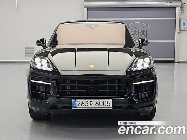 Porsche Cayenne 3.0 E-Hybrid Coupe — пробег 7 364 км — фото 2 из 5