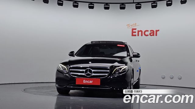 Mercedes-Benz E-Class E300 4MATIC Avnatgarde — пробег 116 890 км — фото 3 из 5