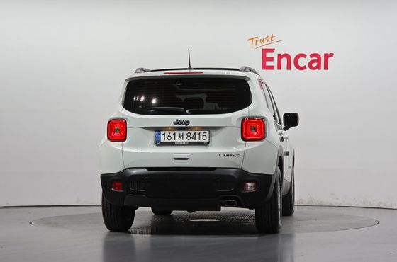 Jeep Renegade 2.4 Limited — пробег 47 577 км — фото 4 из 5