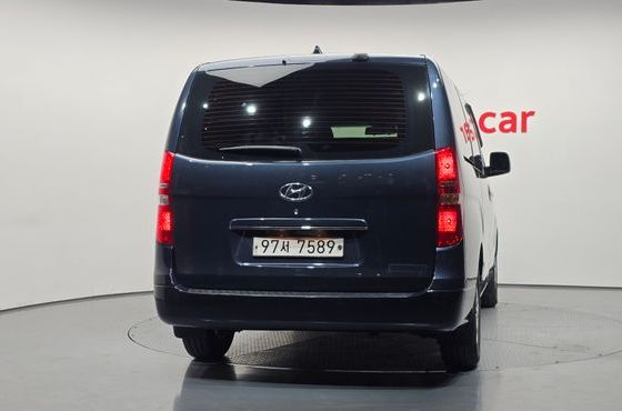Hyundai Starex 5-Seater VAN Smart — пробег 199 663 км — фото 4 из 5