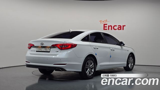 Hyundai Sonata LPI Smart — пробег 254 352 км — фото 2 из 5
