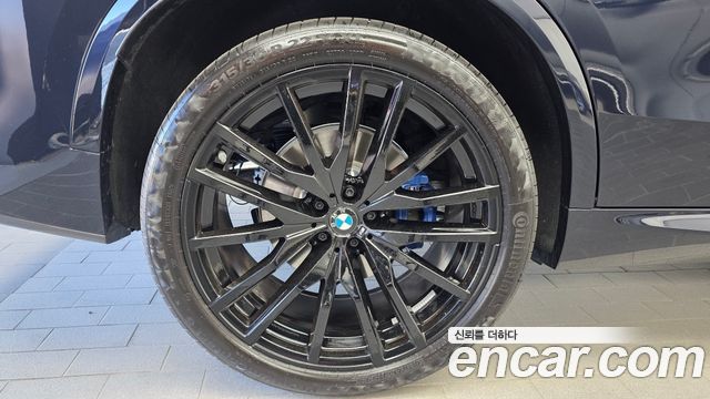 BMW X5 xDrive 40i M Sport Pro — пробег 4 563 км — фото 5 из 5
