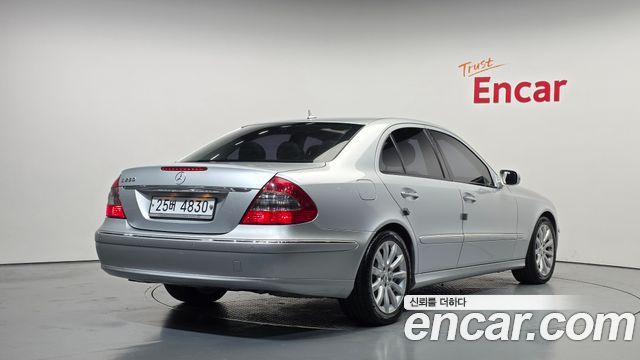 Mercedes-Benz E-Class из Кореи Encar