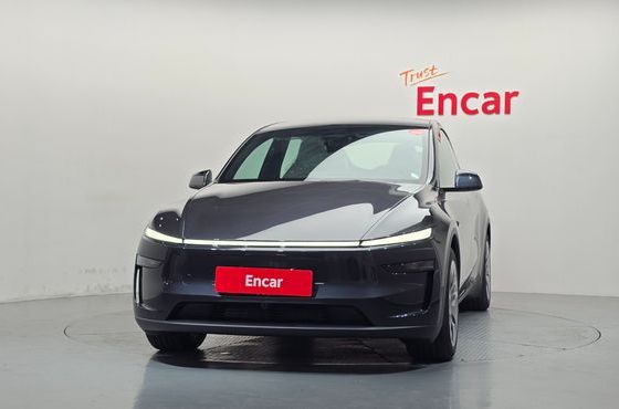 Tesla Model Y L Long Range AWD — пробег 94 км — фото 3 из 5