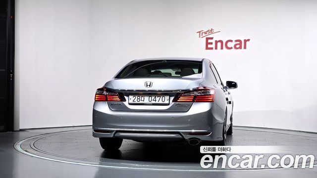 Honda Accord 2.4 9th — пробег 123 750 км — фото 4 из 5