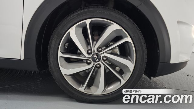 Kia Niro Noblesse — пробег 108 786 км — фото 5 из 5