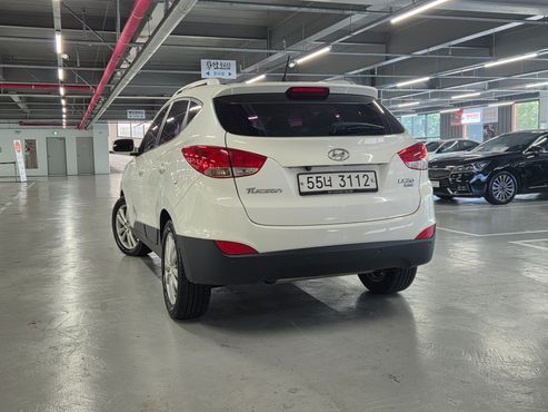 Hyundai Tucson Diesel 2WD LX20 Luxury — пробег 198 284 км — фото 3 из 5