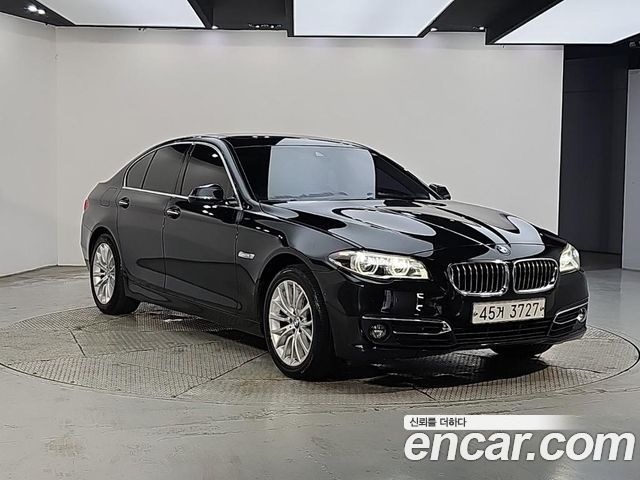 BMW 5-Series 528i xDrive Luxury Plus — пробег 68 270 км — фото 2 из 5