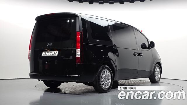 Hyundai Staria из Кореи Encar