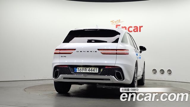 Genesis GV70 из Кореи Encar