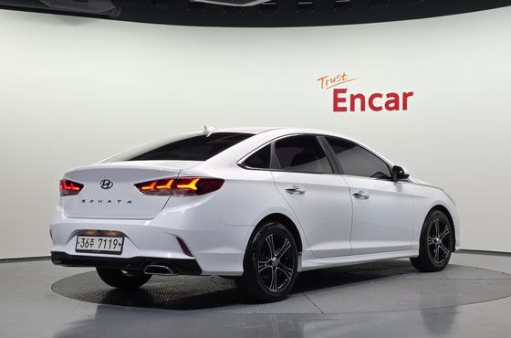 Hyundai Sonata 2.0 Modern — пробег 109 876 км — фото 2 из 5