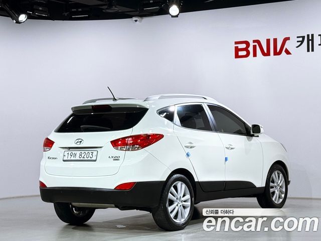 Hyundai Tucson Diesel 2WD LX20 Smart-Pack — пробег 187 316 км — фото 2 из 5