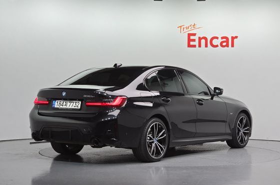 BMW 3-Series 330e M Sport — пробег 85 852 км — фото 2 из 5