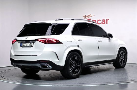 Mercedes-Benz GLE-Class GLE450 4MATIC — пробег 69 618 км — фото 2 из 5