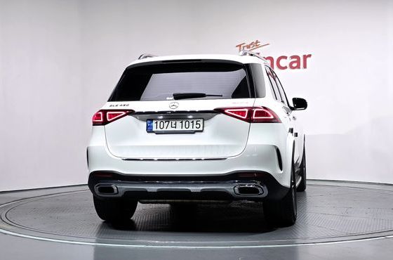 Mercedes-Benz GLE-Class GLE450 4MATIC — пробег 69 618 км — фото 4 из 5