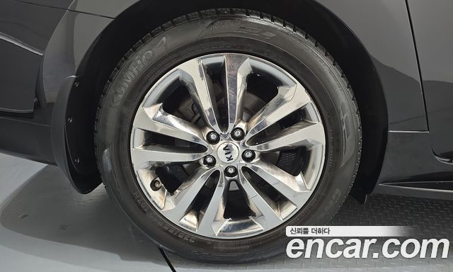 Kia Carnival Gasoline 9-seater Noblesse — пробег 138 433 км — фото 5 из 5