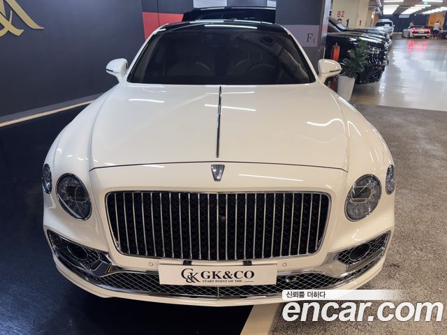 Bentley Flying Spur 4.0 — пробег 88 100 км — фото 3 из 5