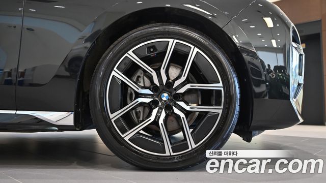BMW 7-Series 740d xDrive M Sport — пробег 9 137 км — фото 5 из 5