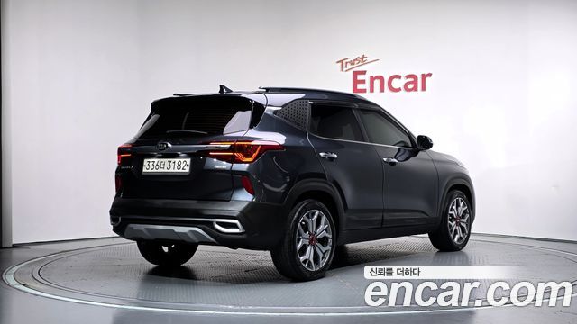 Kia Seltos из Кореи Encar