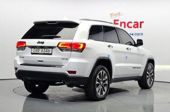 Jeep Cherokee 3.6 Limited WK2 — пробег 87 988 км — фото 2 из 5